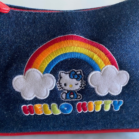 ✨ SOLD ✨Vintage Rare Sanrio Denim Hello Kitty Purse with embroidered rainbow - Picture 2 of 10